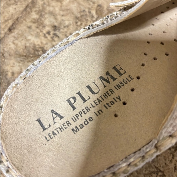 LA PLUME Jen White Snake Print Buckle Strap Slide Slip On Sandals 37 EU or 7 US - Picture 6 of 7